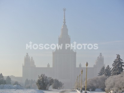МГУ зимним утром в инее - фото №92