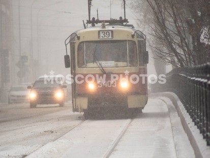 Трамвай зимой на Чистых прудах - фото №299