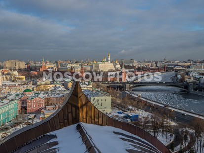 Вид с Храма Христа Спасителя на Кремль зимой - фото №317