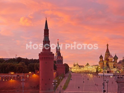 Кремль на закате с подсветкой - фото №25