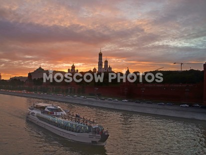 Вечер на Москва-реке на закате - фото №46