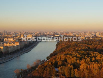 Вид на осеннюю Москву из РАНА - фото №126
